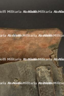 Cartouchière ventrale belge. Belgian front ammunition pouch. — miniature 2