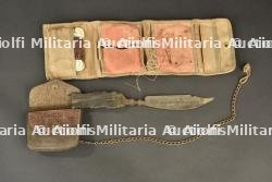 Lot de petits objets du soldat belge. Lot of small Belgian soldier's personal items. — miniature 5