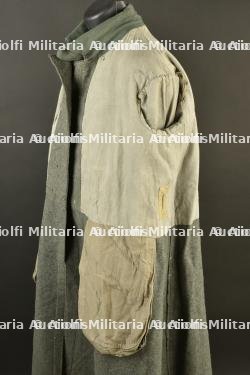 Mantel troupe feldgrau M1915 prussien. Prussian M1915 enlisted feldgrau greatcoat. — miniature 2