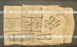 Lot étui de piquets de tente et sacs de subsistances allemands. Lot of German tent-peg bag and provisions sacks.