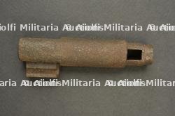 Adaptateur de baïonnette allemande sur fusil Lebel de prise. German bayonet adapter for a captured Lebel rifle. — miniature 3