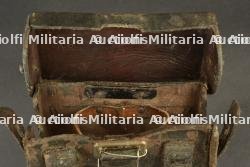 Vraie paire de cartouchières allemandes M1895 du FR86. Genuine pair of German M1895 ammunition pouches of Fusilier Regiment 86. — photo 3