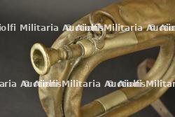 Signalhorn du JR23 avec sa sangle. Signal horn of German Infantry Regiment 23 with strap. — miniature 2