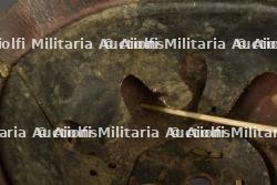 Casque à pointe du Wurttemberg avec impacts. Battle-damaged Württemberg pickelhaube. — miniature 2