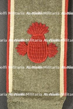 Patte d'épaule M07 troupe du 1 Garde Feld Artillerie Regiment. M1907 enlisted shoulder strap of the 1st Guard Field Artillery Regiment. — photo 2