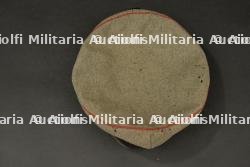 Mütze M1907 feldgrau d'artilleur de la Garde. M1907 feldgrau field cap of a Guard artilleryman. — photo 6