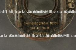 Dispositif de contrôle de ligne de visée du canon de 10 cm allemand. German 10 cm gun bore-sighting alignment device. — miniature 8