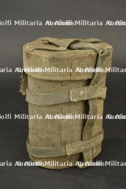 Rare étui ersatz pour masque anti gaz pour chevaux allemand. Rare German ersatz horse gas-mask container. — photo 4