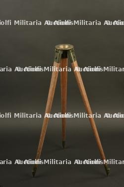 Trépied allemand pour le télémètre. German tripod for rangefinder.