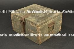 Lot d'accessoires de mitrailleuse allemande MG08 et MG08-15. Lot of German MG08 and MG08/15 machine-gun accessories. — photo 9