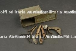 Boîte pour pièce détachées de mitrailleuse Maxim MG. Spare-parts tin for German Maxim machine gun.