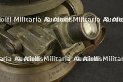 Théodolite boussole de mitrailleur allemand. German machine-gunner's compass theodolite. — photo 3