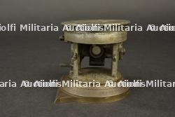 Théodolite boussole de mitrailleur allemand. German machine-gunner's compass theodolite. — miniature 5