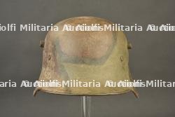 Casque allemand Stahlhelm M16 camouflé. Camouflaged German M1916 Stahlhelm.
