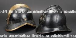 Deux casques de sapeurs-pompiers, a identifier. Two unidentified firefighter helmets. — miniature 5