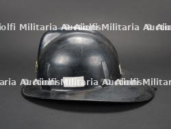Afghanistan, casque de sapeur-pompier des annees 1970. Afghanistan, 1970s firefighter helmet. — miniature 5