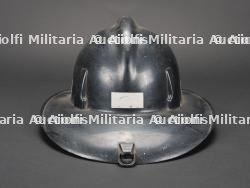 Afghanistan, casque de sapeur-pompier des annees 1970. Afghanistan, 1970s firefighter helmet. — photo 6