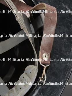 Afghanistan, casque de sapeur-pompier des annees 1970. Afghanistan, 1970s firefighter helmet. — photo 13