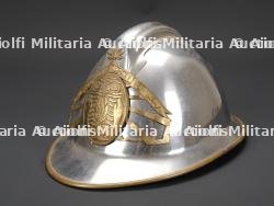 Algerie, casque Adrian de sapeur-pompier. Algeria, Adrian firefighter helmet.