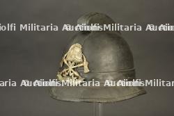 Allemagne, casque de sapeur-pompier de Bargfeld. Germany, Bargfeld firefighter helmet.