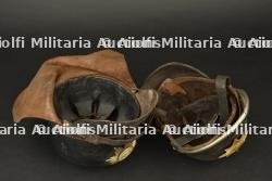 Allemagne, lot de deux casques de sapeurs-pompiers. Germany, set of two firefighter helmets. — photo 2