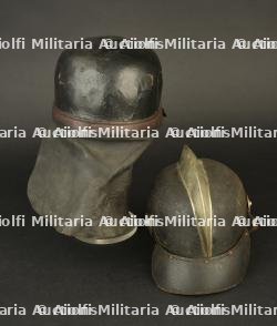 Allemagne, lot de deux casques de sapeurs-pompiers. Germany, set of two firefighter helmets. — miniature 4