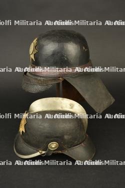 Allemagne, lot de deux casques de sapeurs-pompiers. Germany, set of two firefighter helmets. — miniature 5