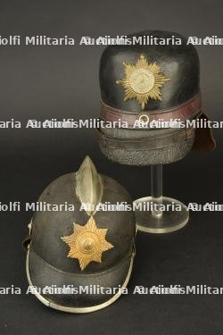 Allemagne, lot de deux casques de sapeurs-pompiers. Germany, set of two firefighter helmets. — miniature 6