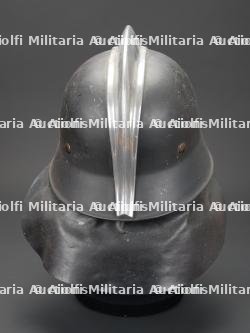Allemagne, casque de sapeur-pompier M1934 des annees 1950. Germany, 1950s M1934 firefighter helmet. — miniature 5