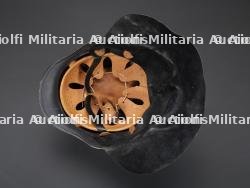 Allemagne, casque de sapeur-pompier M1934 des annees 1950. Germany, 1950s M1934 firefighter helmet. — miniature 7