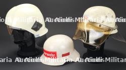 Allemagne, lot de trois casques de sapeurs-pompiers des annees 1960 a 2000. Germany, set of three firefighter helmets dating from the 1960s to the 2000s. — miniature 2