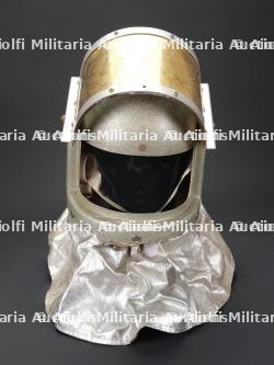 Allemagne, casque de protection contre le feu TEMPEX aluminise. Germany, aluminised TEMPEX fire-protection helmet. — photo 5