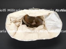 Allemagne, casque de protection contre le feu TEMPEX aluminise. Germany, aluminised TEMPEX fire-protection helmet. — miniature 9