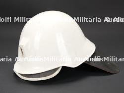 Allemagne, casque d'intervention en cas de seisme. Germany, earthquake-response helmet. — photo 1