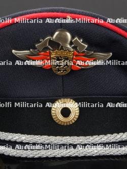 Allemagne et Danemark, lot de trois casquettes de pompiers. Germany and Denmark, set of three firefighter peaked caps. — miniature 4
