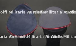 Allemagne et Danemark, lot de trois casquettes de pompiers. Germany and Denmark, set of three firefighter peaked caps. — miniature 8