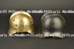 Alsace, lot de deux casques de sapeurs-pompiers en cuivre. Alsace, set of two copper firefighter helmets. — photo 4