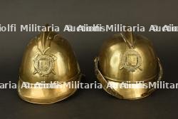 Alsace-Lorraine, lot de deux casques de sapeurs-pompiers. Alsace-Lorraine, set of two firefighter helmets.