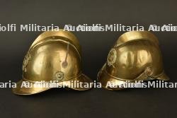 Alsace-Lorraine, lot de deux casques de sapeurs-pompiers. Alsace-Lorraine, set of two firefighter helmets. — photo 9