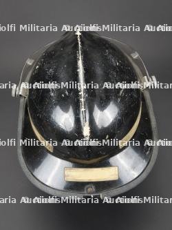 Arabie saoudite, casque de sapeur-pompier. Saudi Arabia, firefighter helmet. — photo 7