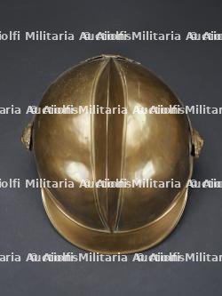 Autriche, casque en cuivre d'officier de sapeurs-pompiers volontaires, debut du XXe siecle. Austria, copper volunteer fire officer's helmet, early 20th century. — photo 8