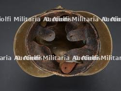 Autriche, casque en cuivre d'officier de sapeurs-pompiers volontaires, debut du XXe siecle. Austria, copper volunteer fire officer's helmet, early 20th century. — miniature 9