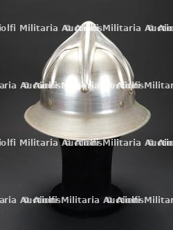 Autriche, lot de deux casques de sapeurs-pompiers des annees 1970-1980. Austria, set of two firefighter helmets from the 1970s–1980s. — photo 13