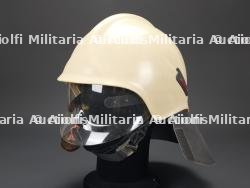 Autriche, casque de pompier Helis Interspiro. Austria, Helis Interspiro firefighter helmet. — photo 1
