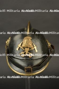 Belgique ou Allemagne, casque de sapeur-pompier. Belgium or Germany, firefighter helmet.