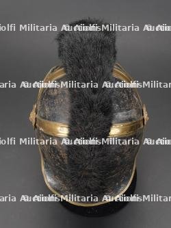 Belgique ou Allemagne, casque de feu a criniere et bottes-sabots. Belgium or Germany, fire helmet with horsehair crest and wooden-soled boots. — photo 14