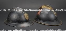 Belgique, lot de deux casques Adrian de sapeurs-pompiers. Belgium, set of two Adrian firefighter helmets. — photo 3