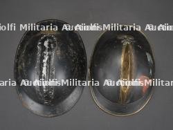 Belgique, lot de deux casques Adrian de sapeurs-pompiers. Belgium, set of two Adrian firefighter helmets. — miniature 8