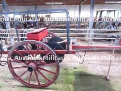 Belgique, charrette a bras de sapeurs-pompiers. Belgium, firefighter handcart.