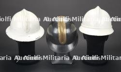 Belgique, lot de trois casques Adrian de sapeurs-pompiers, dont un de Bruxelles. Belgium, set of three Adrian firefighter helmets, including one from Brussels. — photo 7